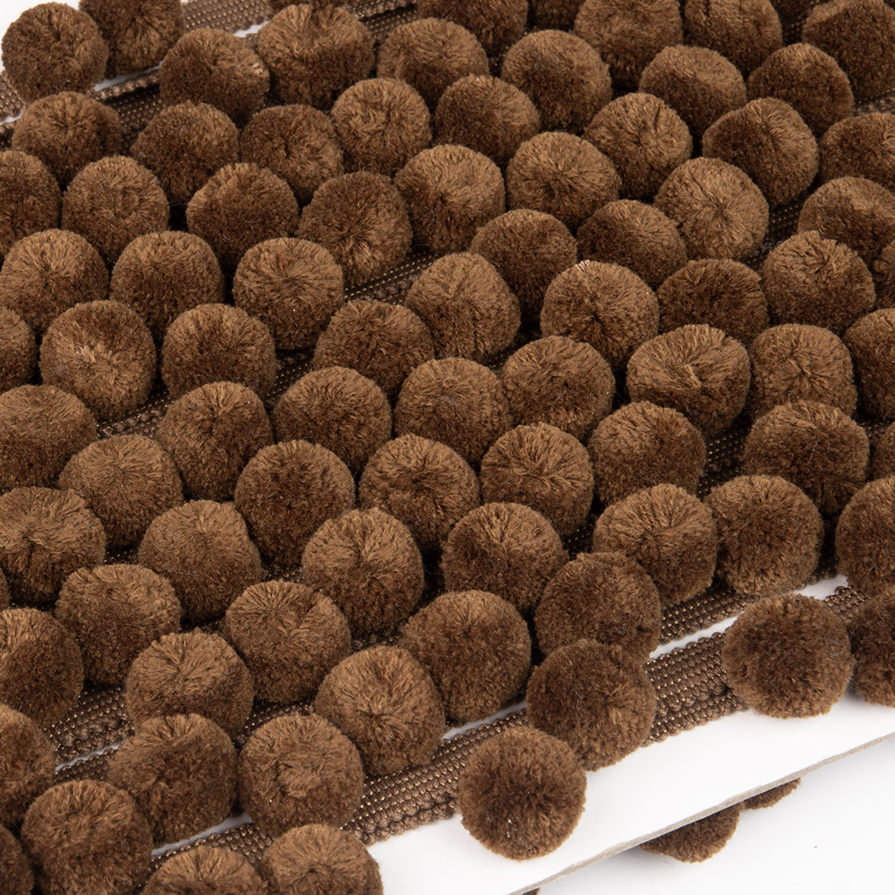 Бахрома с помпонами, из коллекции "Pompon" YMQ-5 toffee золотисто-коричневый (L4см/D2,5см/м-у ш.7см)